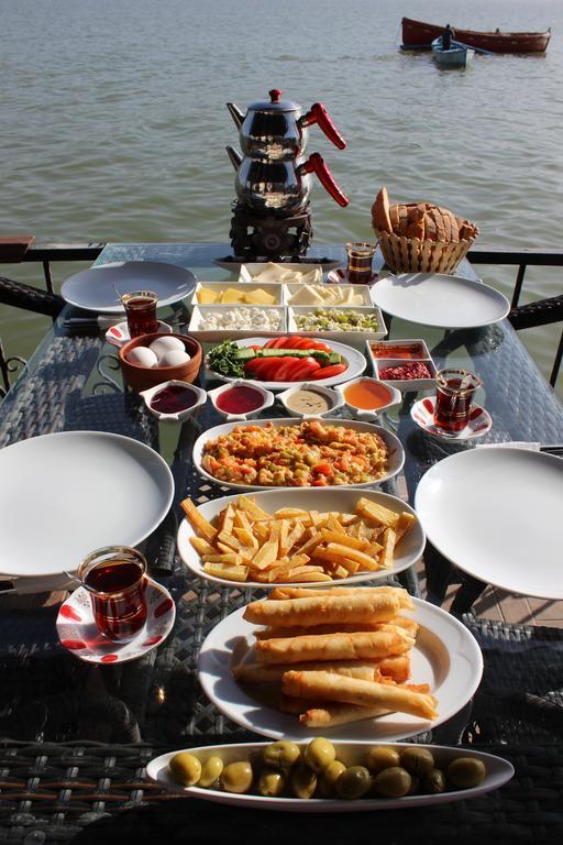 Faik Bey Konagi Bed & Breakfast Golyazi Exterior photo